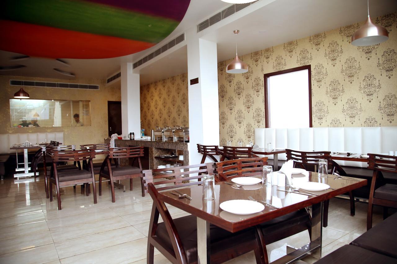 أمريتسار Sallow Royal Suites المظهر الخارجي الصورة